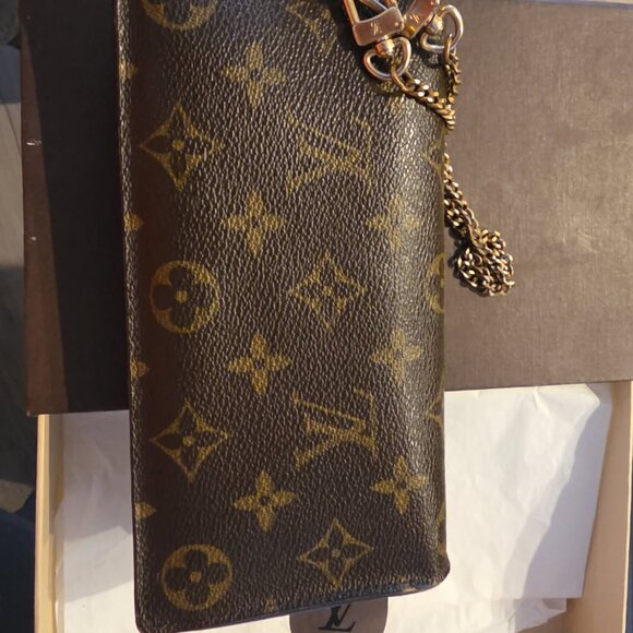 LV Wallet - Picture 5 of 5
